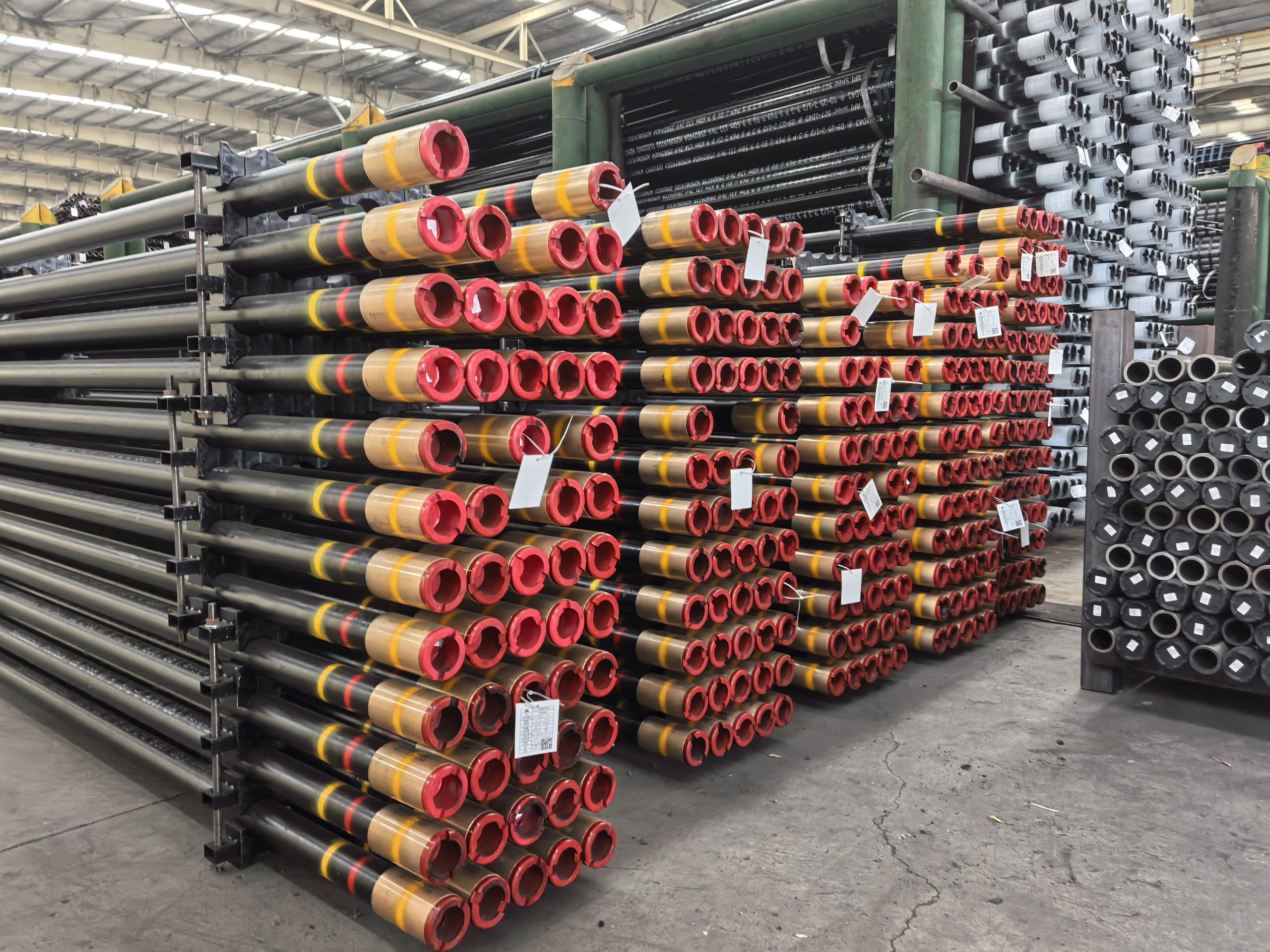 凤宝专利产品特殊扣高耐腐蚀13Cr油井管进入国际市场